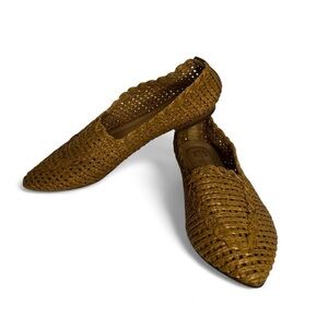 Woven Pointy toe flats